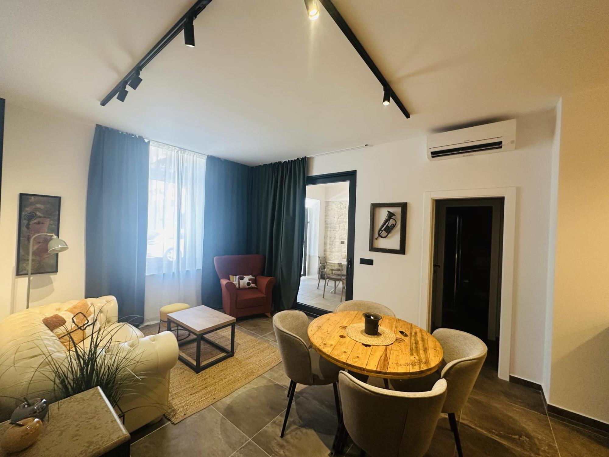 Urban Apartment